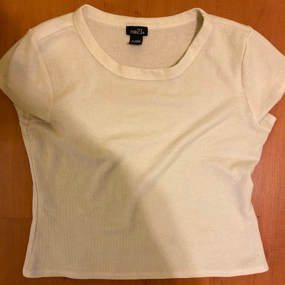 Rue21 White Top